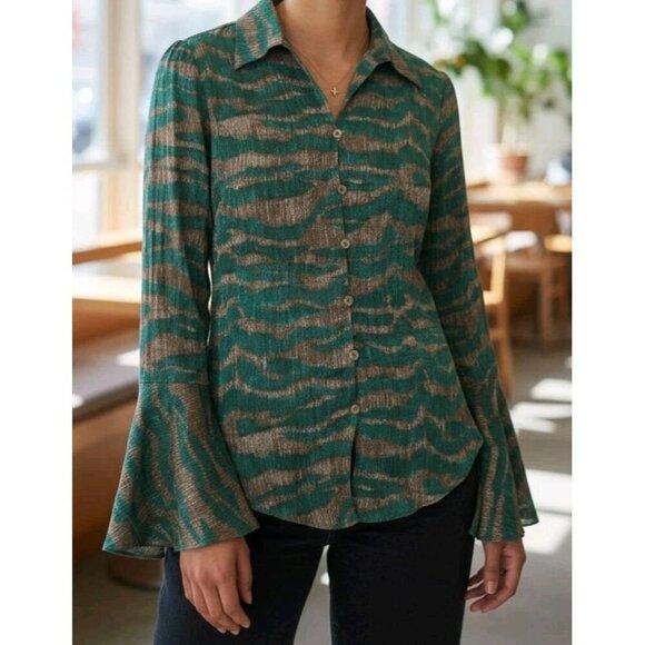 Diane von Furstenberg DVF XS Blouse Green Brown Animal Print Bell Sleeve Button - Picture 1 of 14